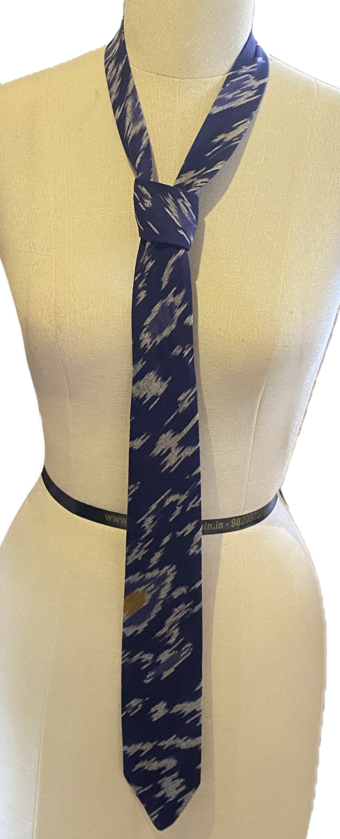 Ikat Tie